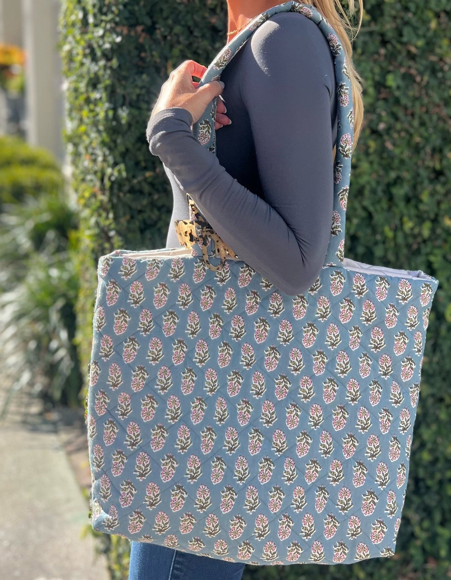Darling Reversible Tote