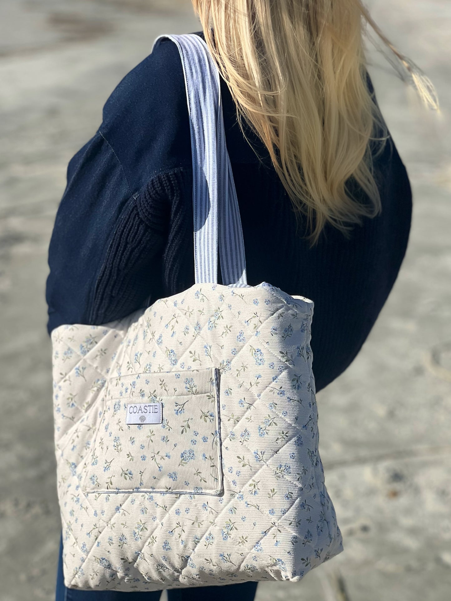 Isle of Palm Reversible Tote