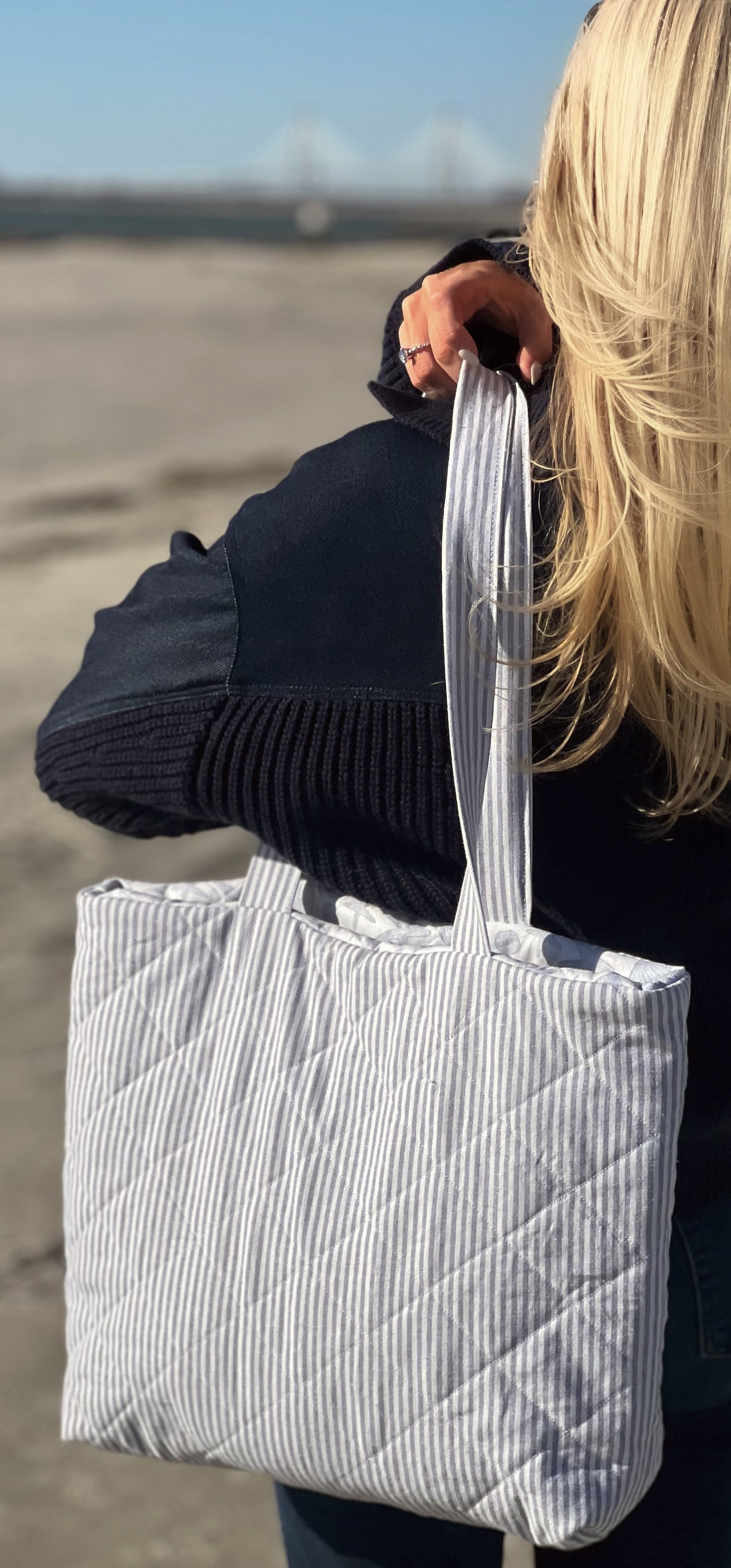 Sully Reversible Tote