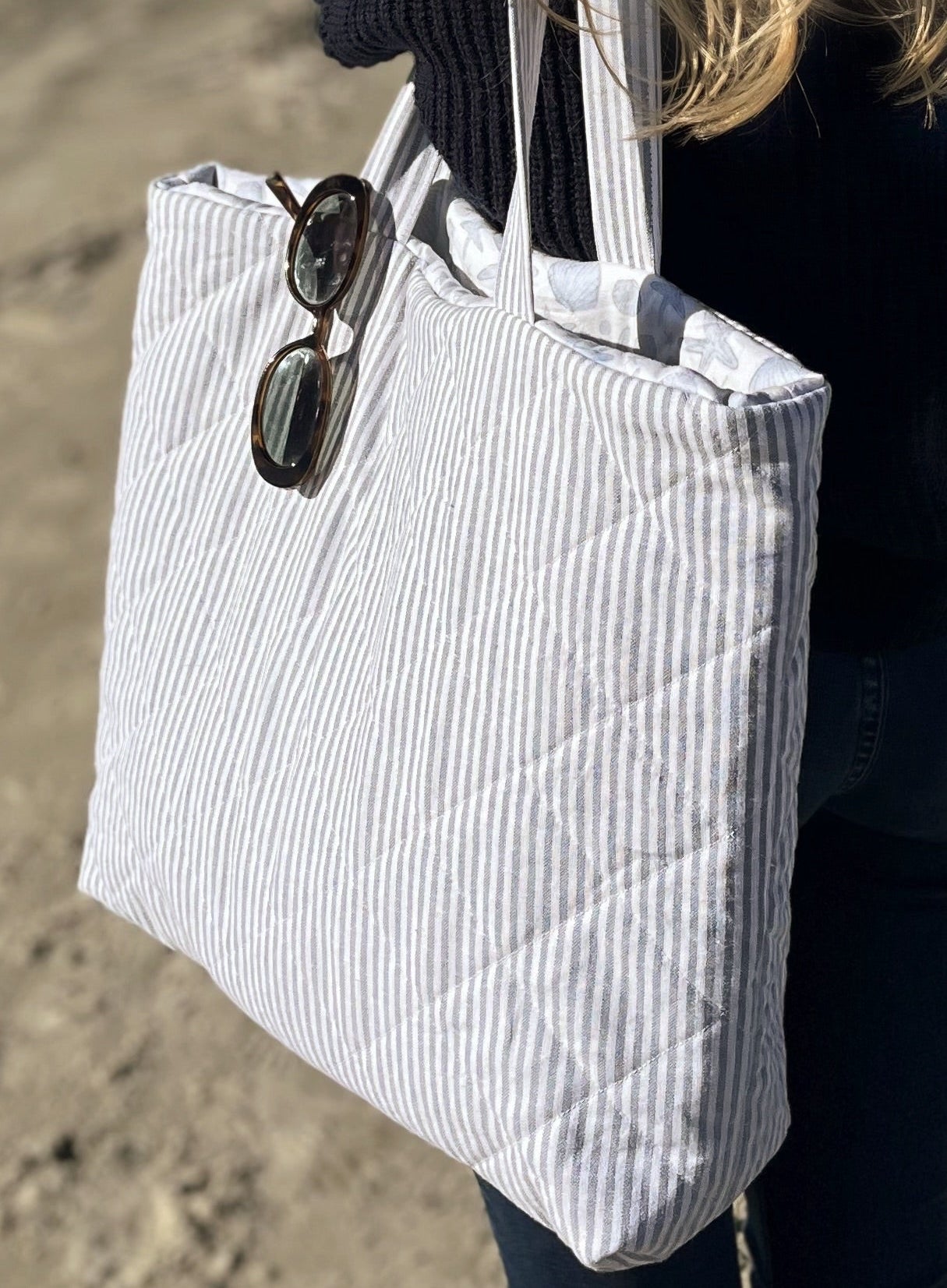 Sully Reversible Tote